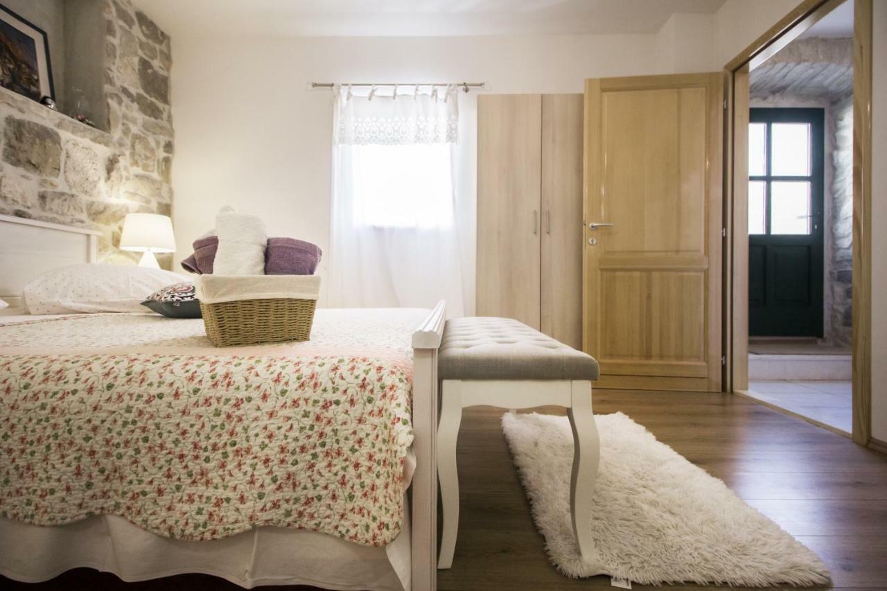 באסקה וודה Apartments Dvor - Ap1, Ap2, Ap3 מראה חיצוני תמונה
