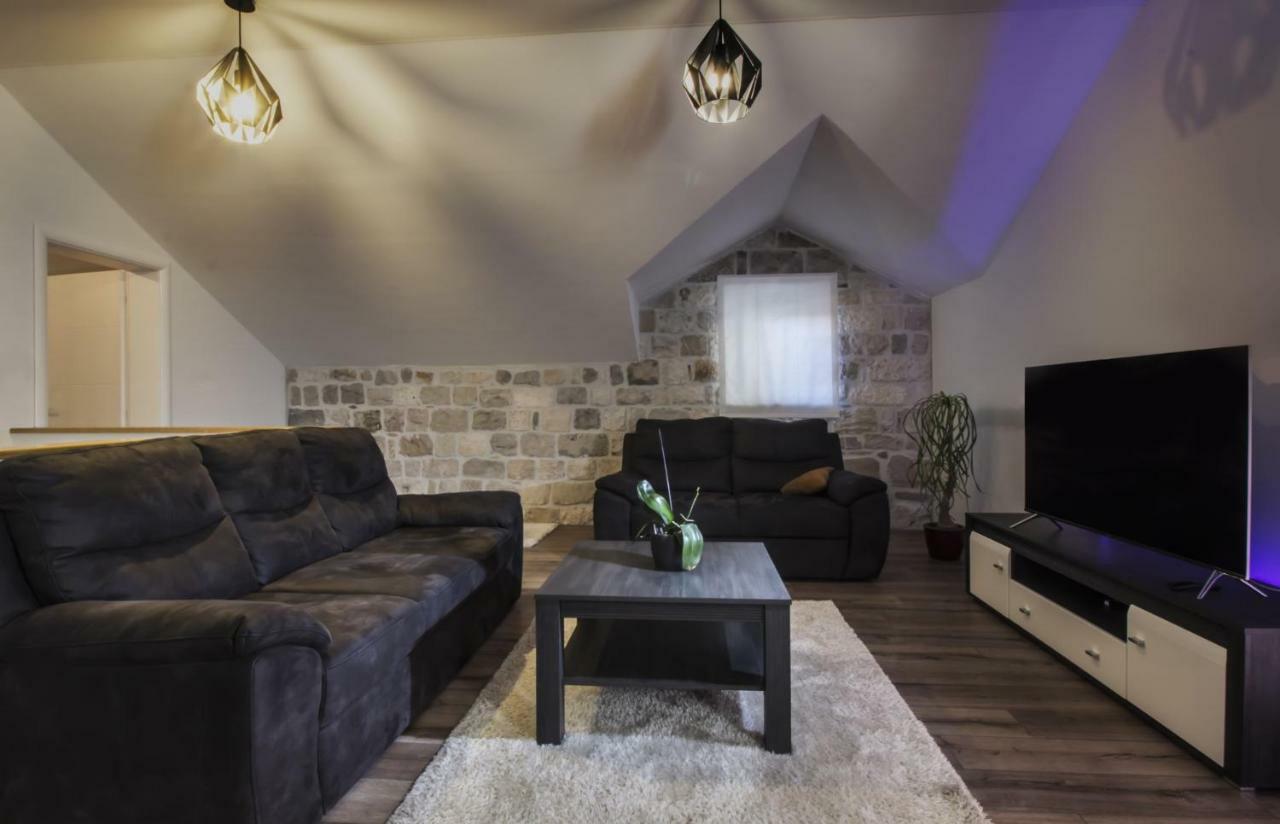 באסקה וודה Apartments Dvor - Ap1, Ap2, Ap3 מראה חיצוני תמונה